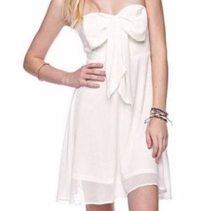 💰 LA HEARTS PACSUN Strapless Bow Fit & Flare Dress ⭐
